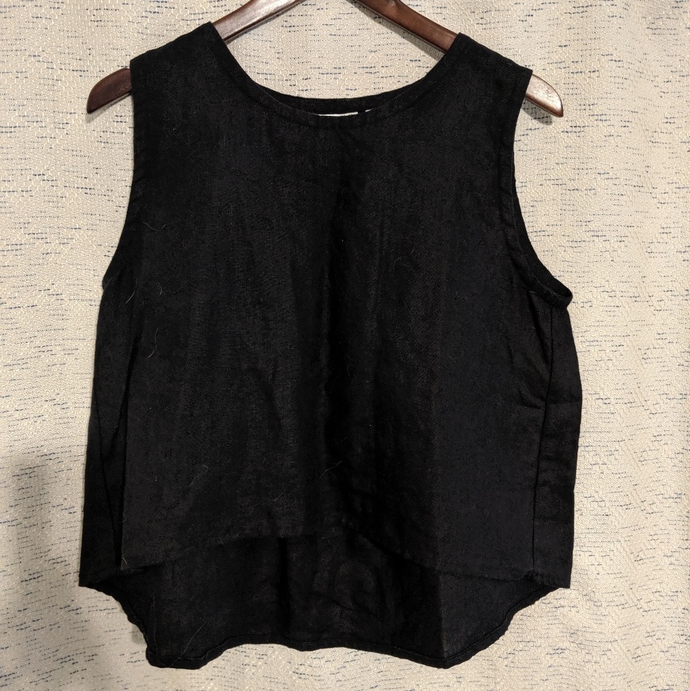 EUC Only Child Clothing Arrow Tank
